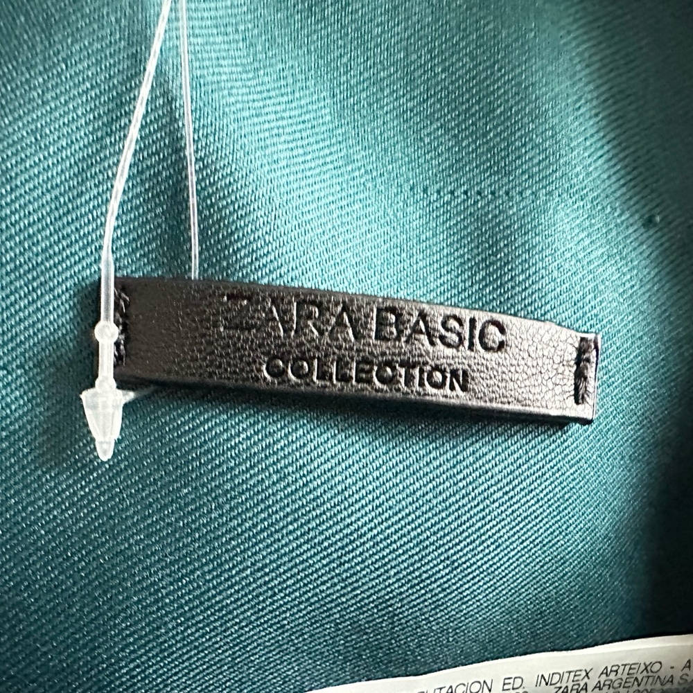Zara Basics Faux Leather Crossbody - Picture 8 of 8